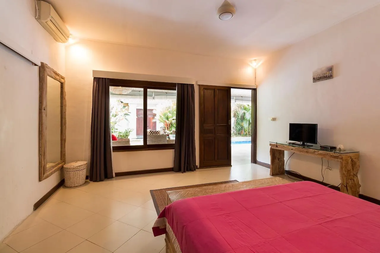 Villa Camelia Seminyak   Seminyak (Bali)